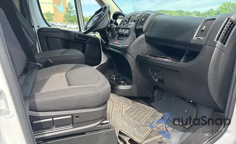 2014 Ram Promaster 2500 2500 High z USA, uszkodzony, nr VIN 3C6TRVCD1EE130146